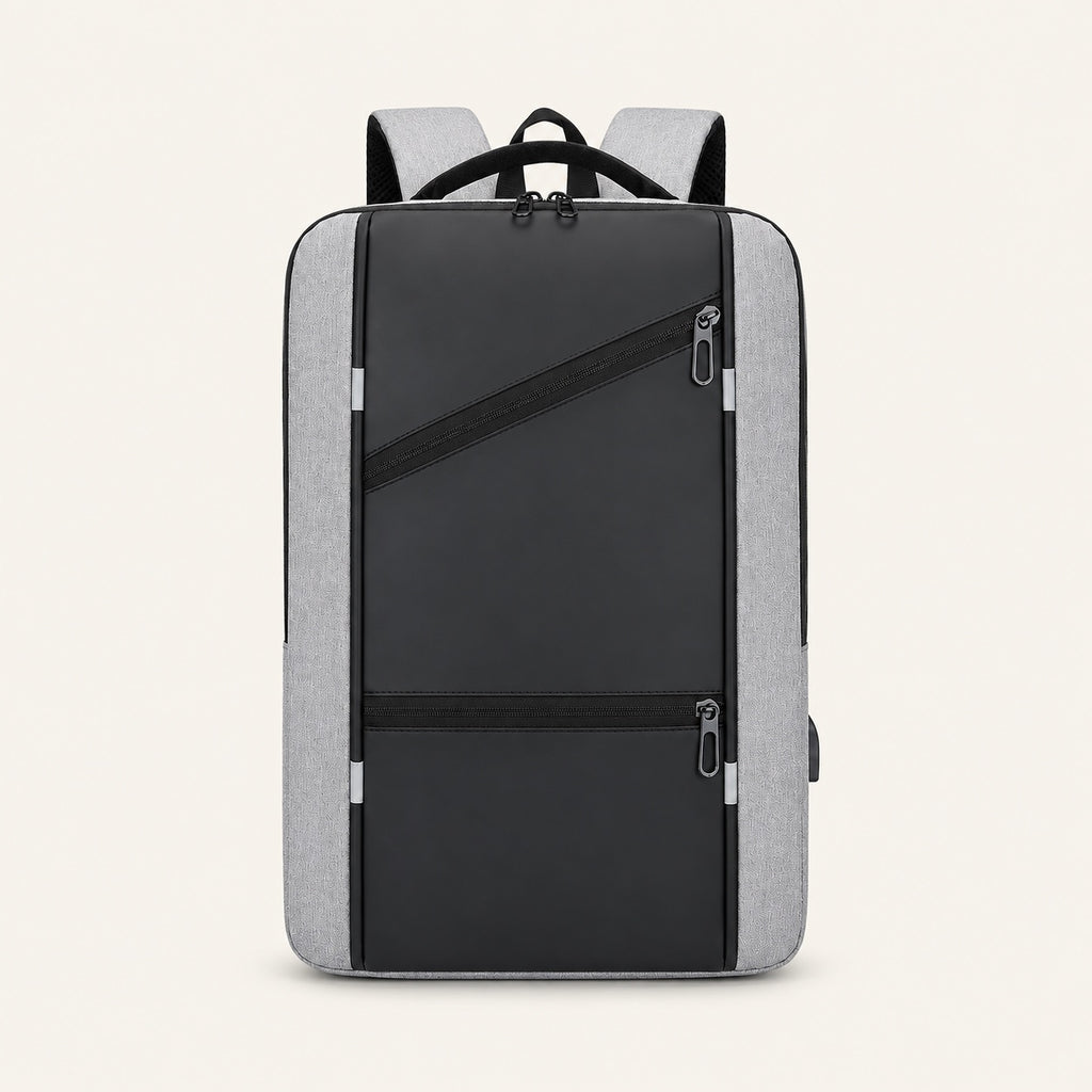 Sac à dos à passage USB, gaine ordinateur — packshot sur fond ivoire