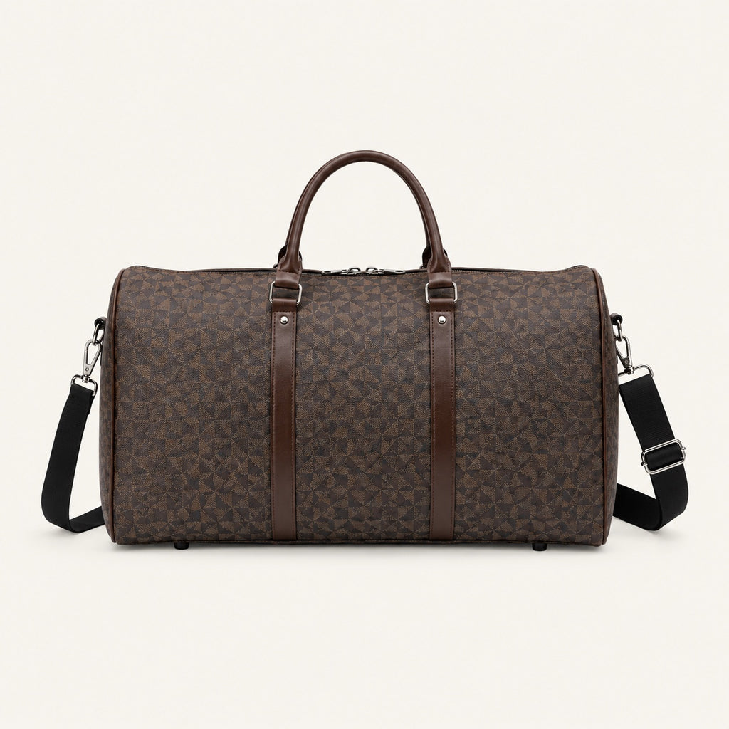 Sac de voyage à empiècements géométriques — packshot sur fond ivoire