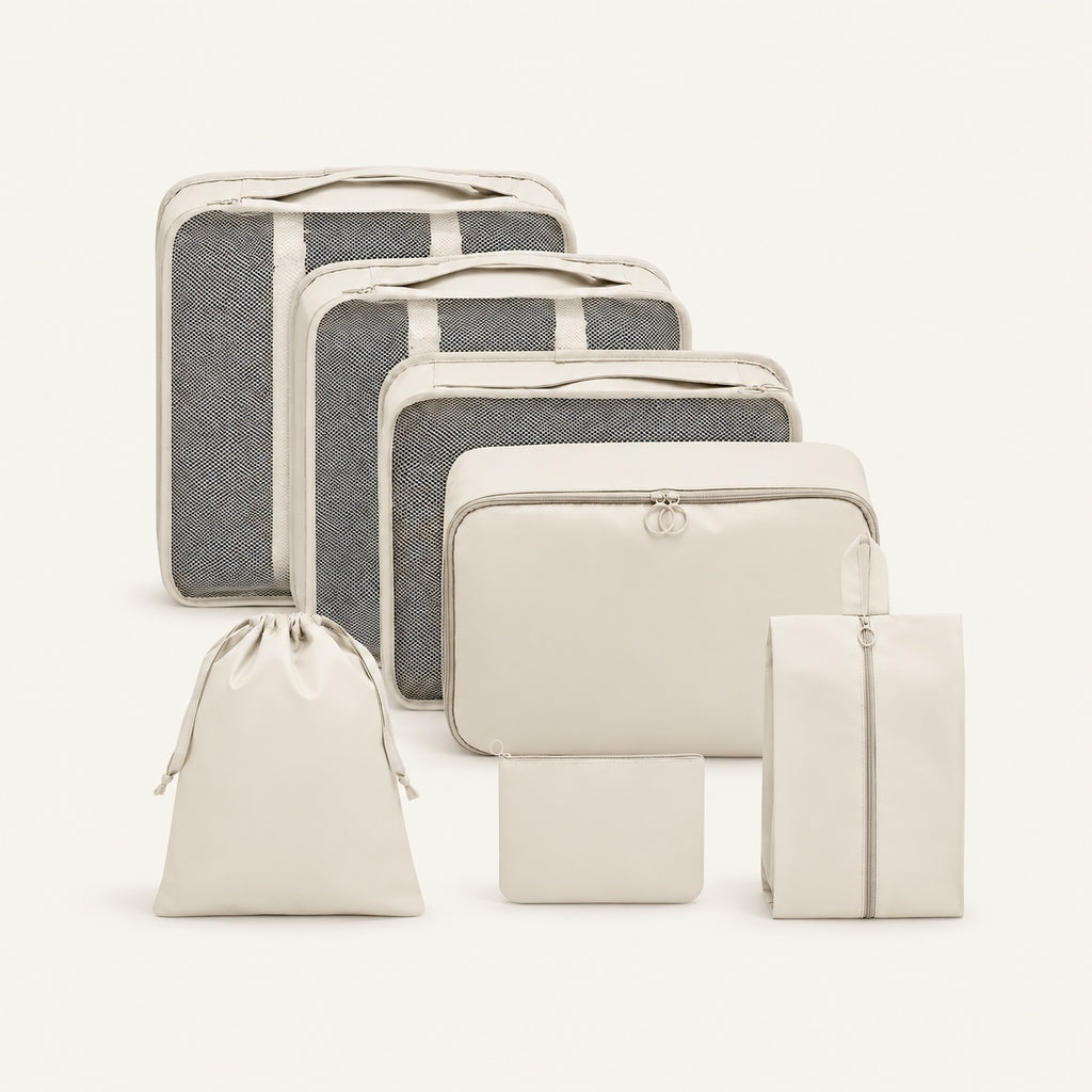 Set de rangement 7 pièces pour valise — packshot sur fond ivoire